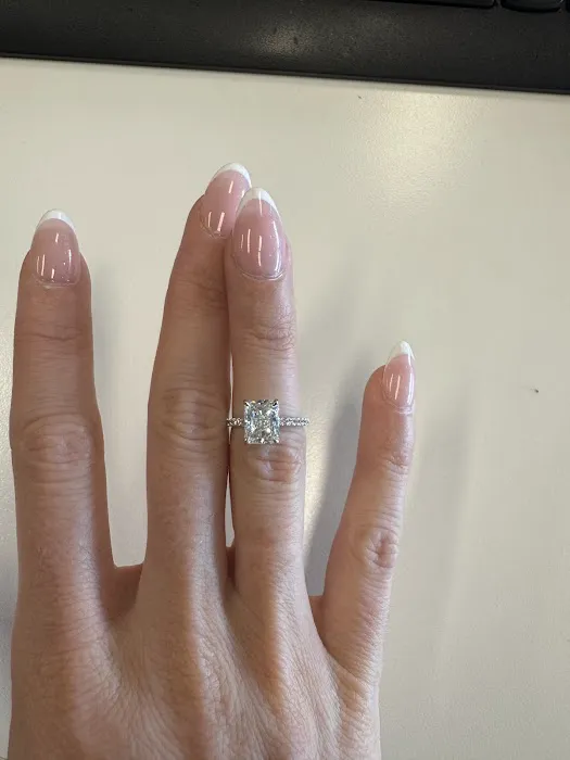 New Rochelle Jewelers, LLC 4
