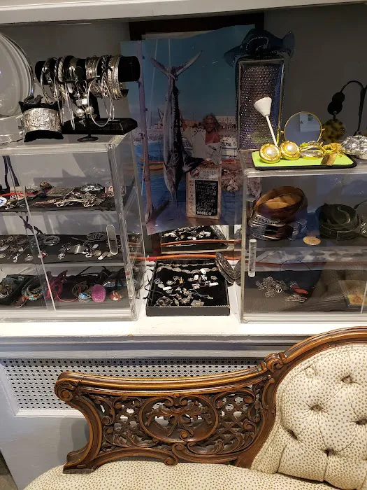 Joan Contemporary & Estate Jewelry 3