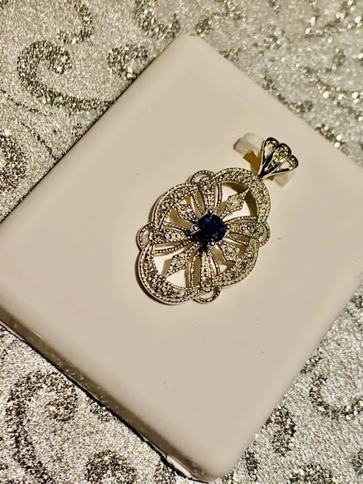 Henry's Jewelers 4