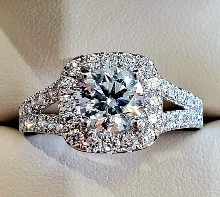 Belaggio Jewelers 4