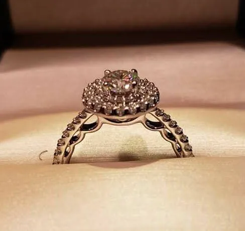 Eric J. Loch Diamond Jewelers 4