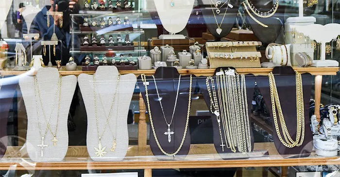 Leen's Jewelry 4