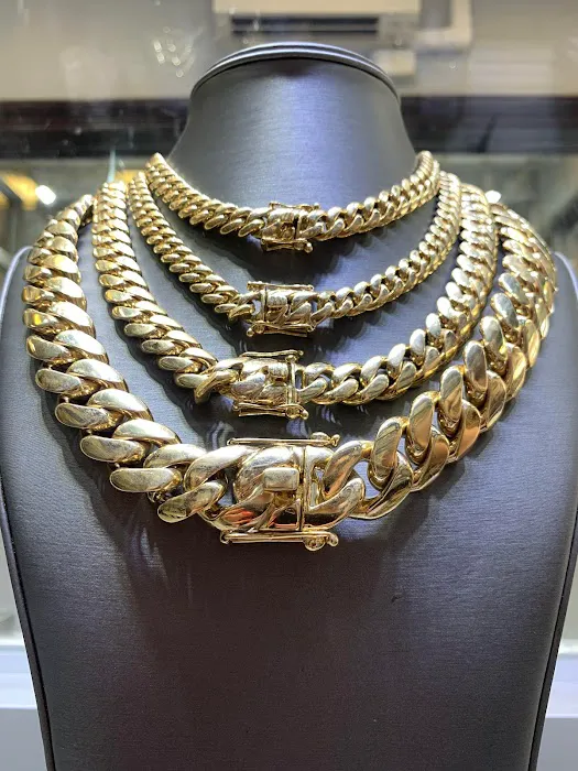 Rocco's Jewelry 4