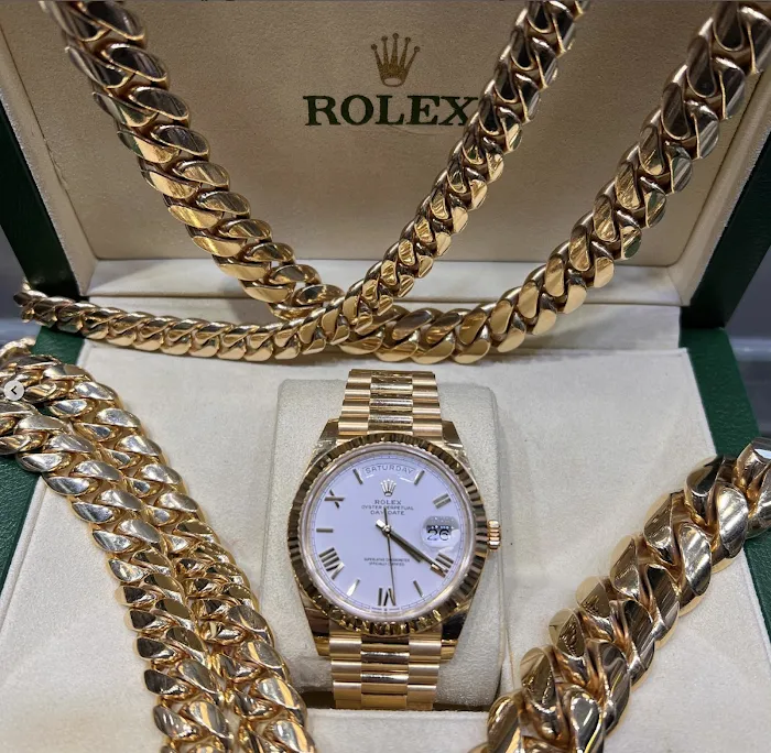 Rocco's Jewelry 4