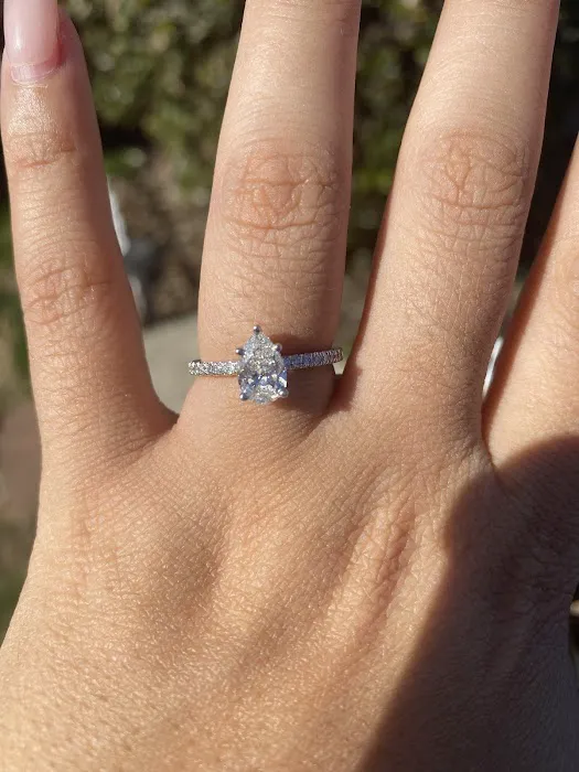 Sparkle Jewelry Inc 4
