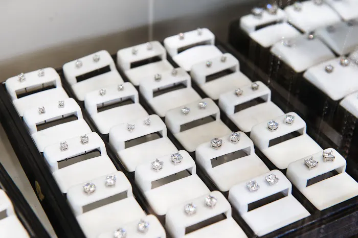Elegant Empire Jewelers 4