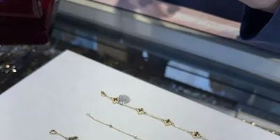 T&S Jewelry shop