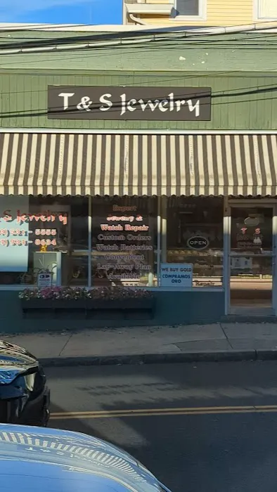 T&S Jewelry shop 5