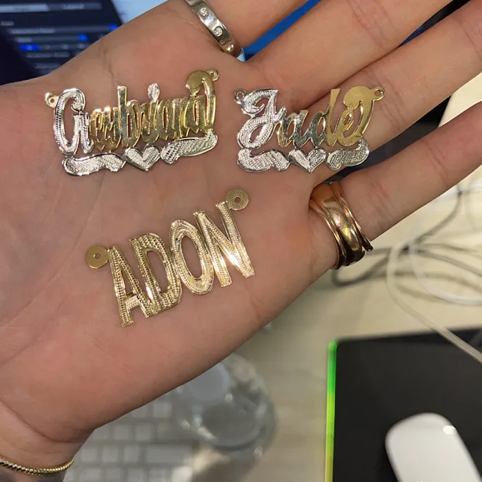 Jeff's Jewelry Co. Custom Diamond Jewelry - Grillz And Rolex - Cartier Glasses - Rings - Gold Necklaces - We Buy Gold 4