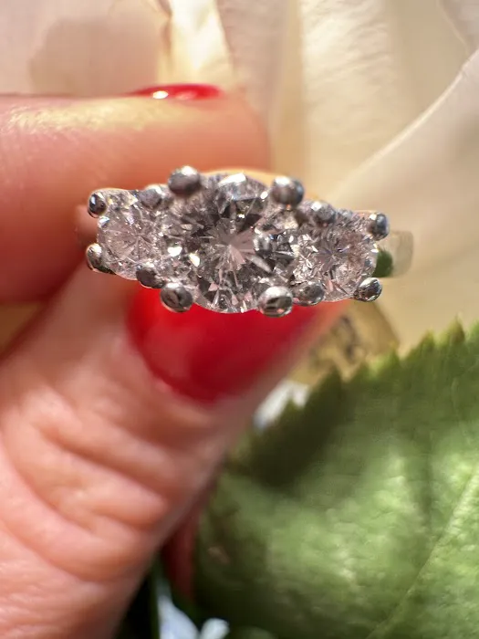 Carlo's Jewelry Exchange 4