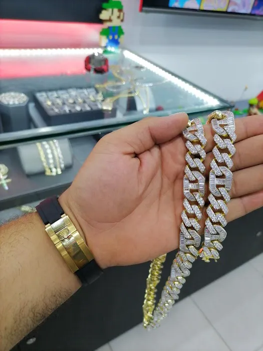 Avila Diamond 4