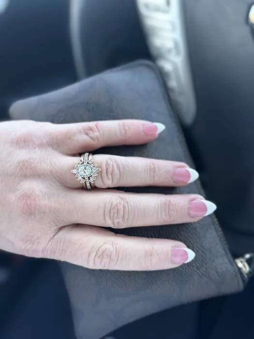 Van Jewelers 4