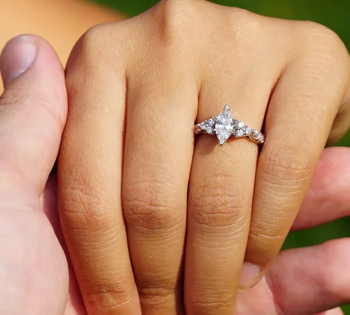Toll's Jewelers 4
