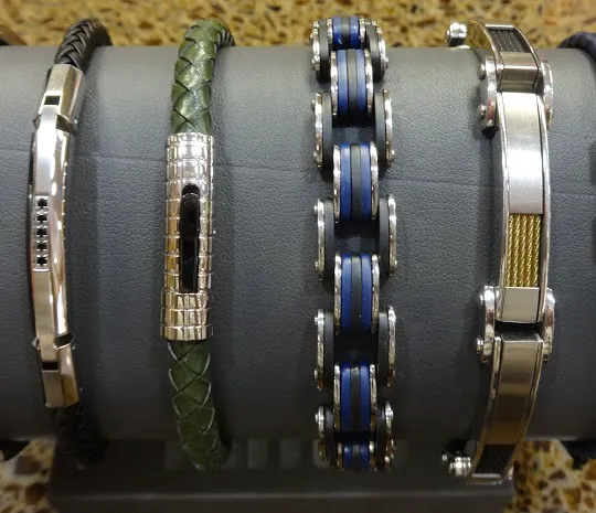 B & E Jewelers 4