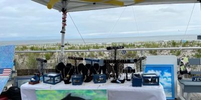 Katherine Eckfeldt Paintings and Jewelry