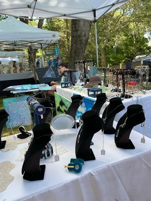 Katherine Eckfeldt Paintings and Jewelry 4