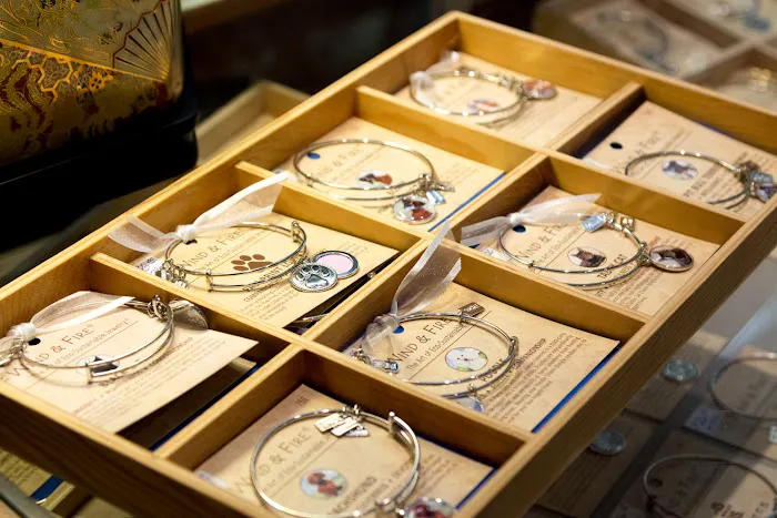 Fellin's Jewelers 4