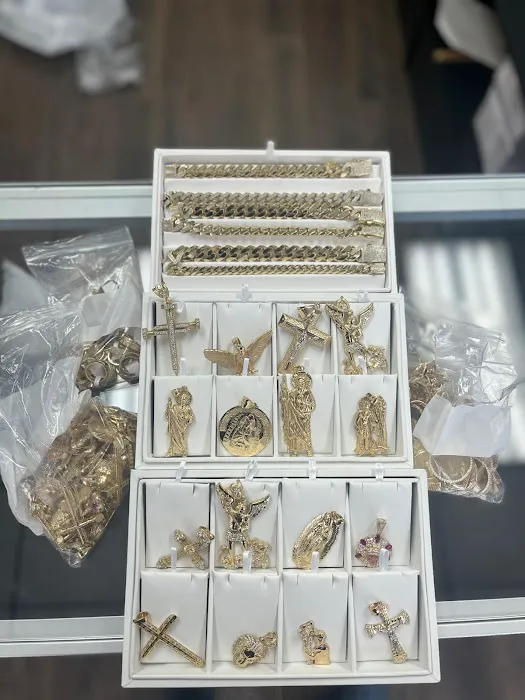 Luisito jewelry 4