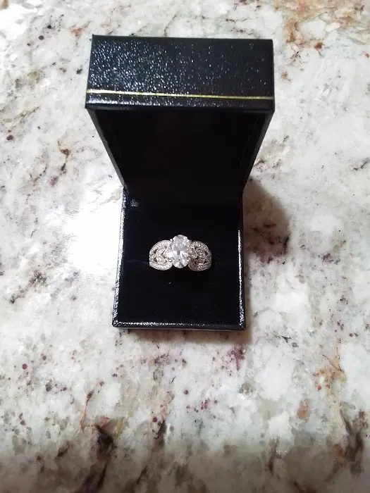 Y & V Jewelry Inc 4