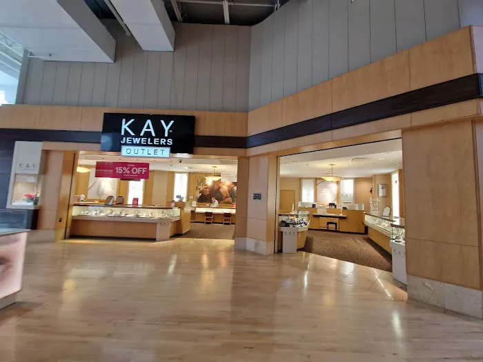 KAY Outlet 5