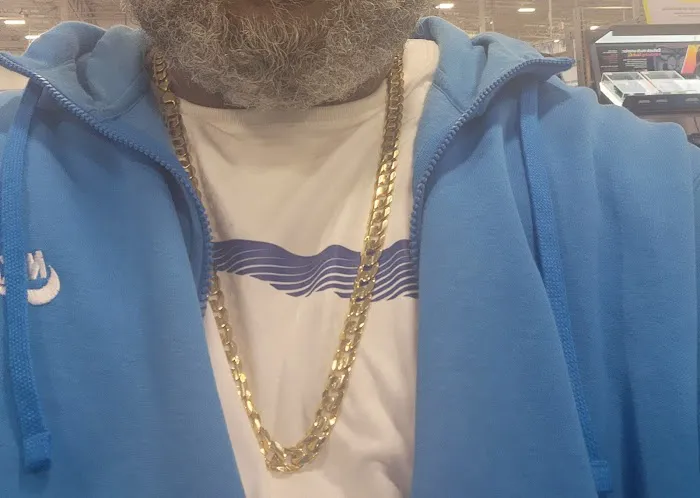 KAY Outlet 5