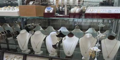 Hailey & Logan Jewelers- We Buy Gold