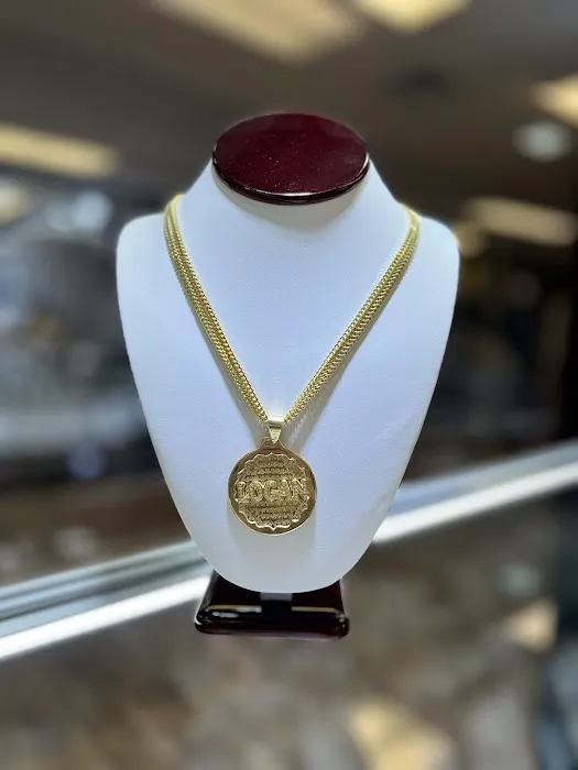 Hailey & Logan Jewelers- We Buy Gold 4