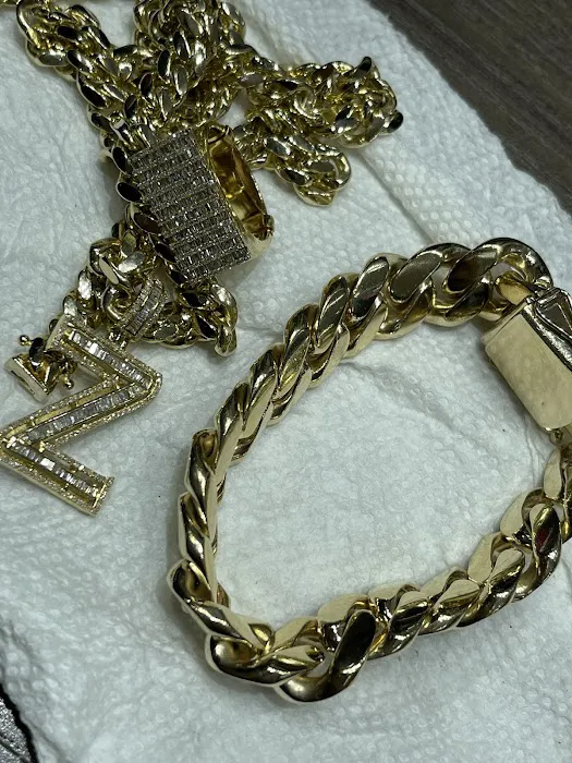 Aminov Jewelers 4