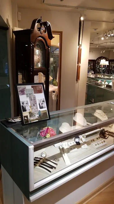 De'S Jewelers 4