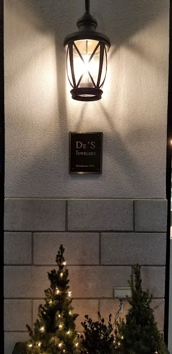 De'S Jewelers 4