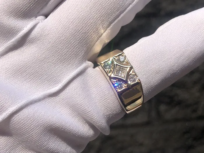 Robinson Jewelry Design 4