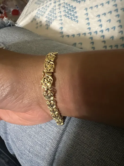 Hyde Park Jeweler 4