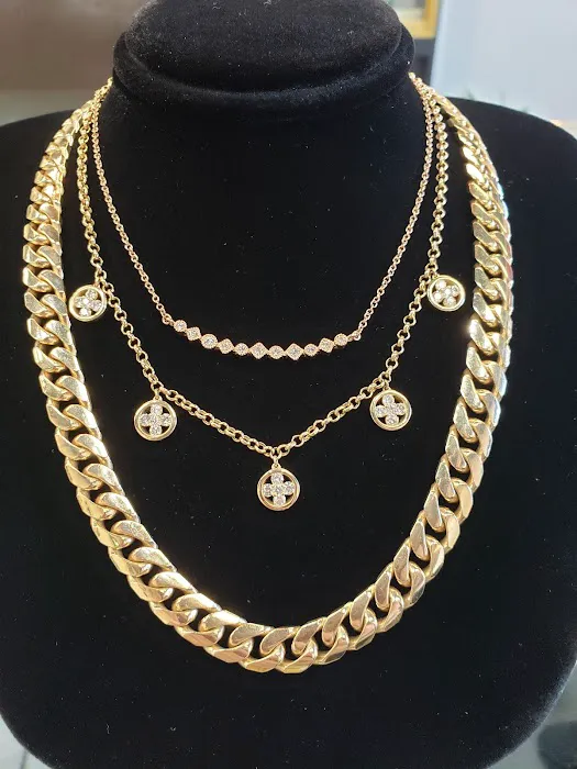 KM Jewelers 4