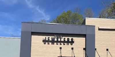 Larrea Jewelers