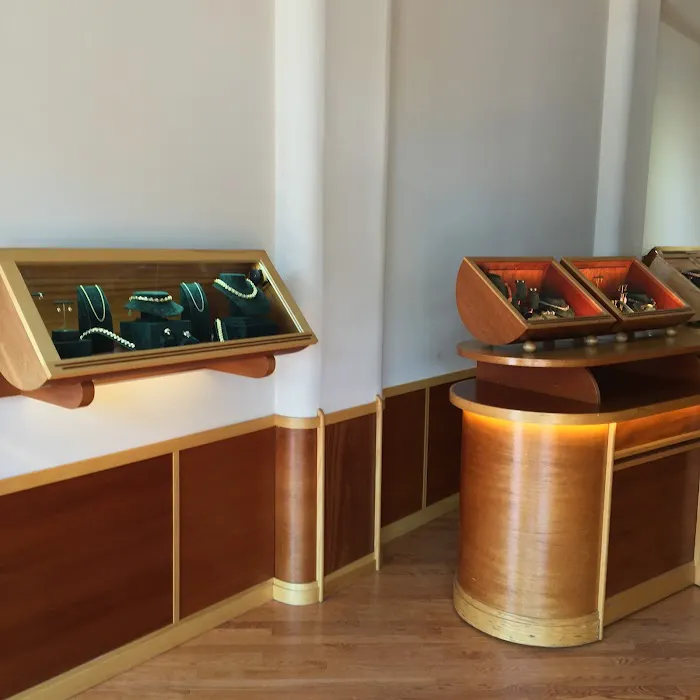 Russ Hollander Master Goldsmith 5