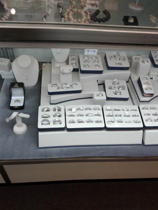 Paul Morton Jewelers 5