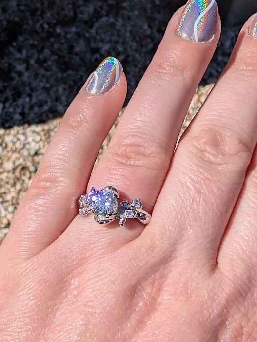 G & M Jewelers 4