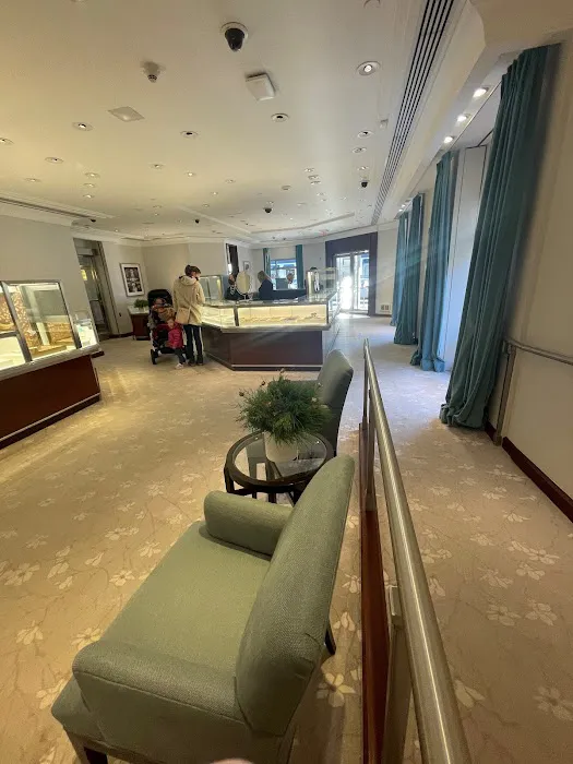 Tiffany & Co. 5