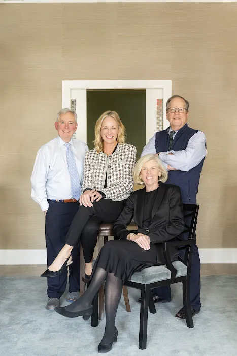 Famille Jewelers 5