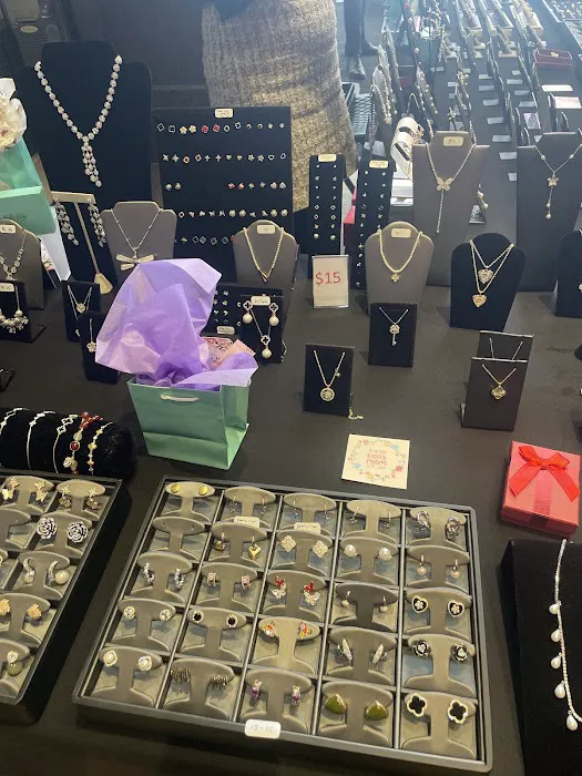 Joli Lily Jewelry 4