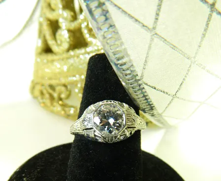 Jewelry Room 4