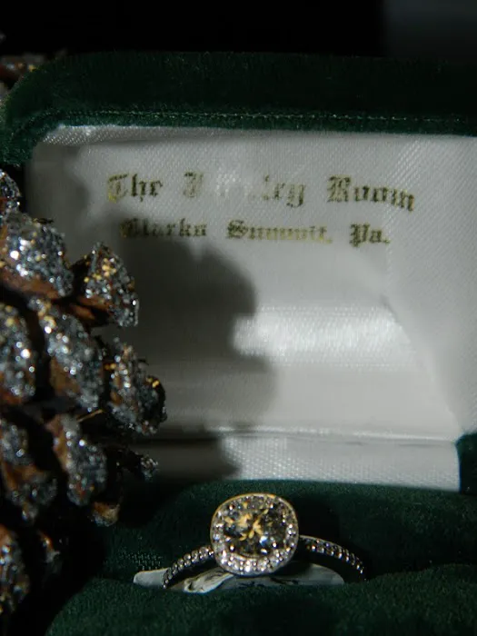 Jewelry Room 4
