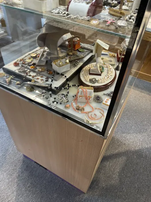 Jerry Land Jewelers 4