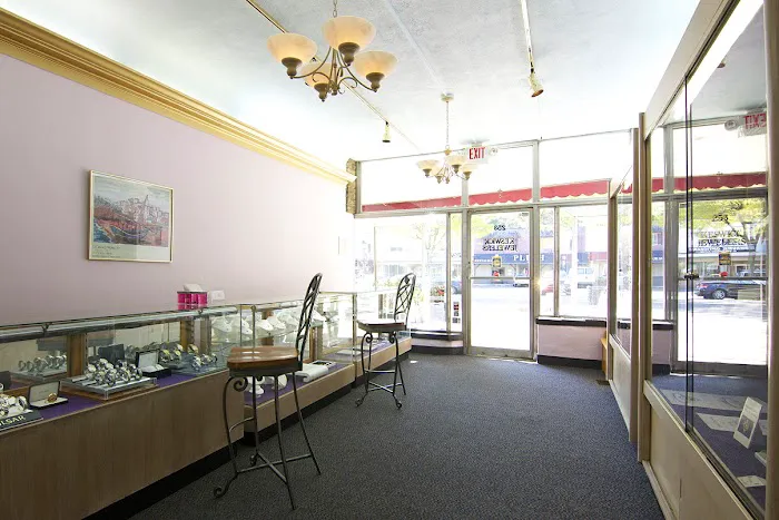 Keswick Jewelers Inc 4