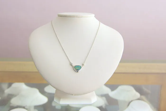 Keswick Jewelers Inc 4