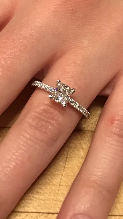 Bucci Jewelers 4