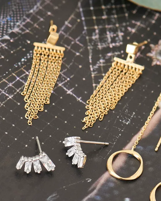 Sabre's Fine Jewelry 4
