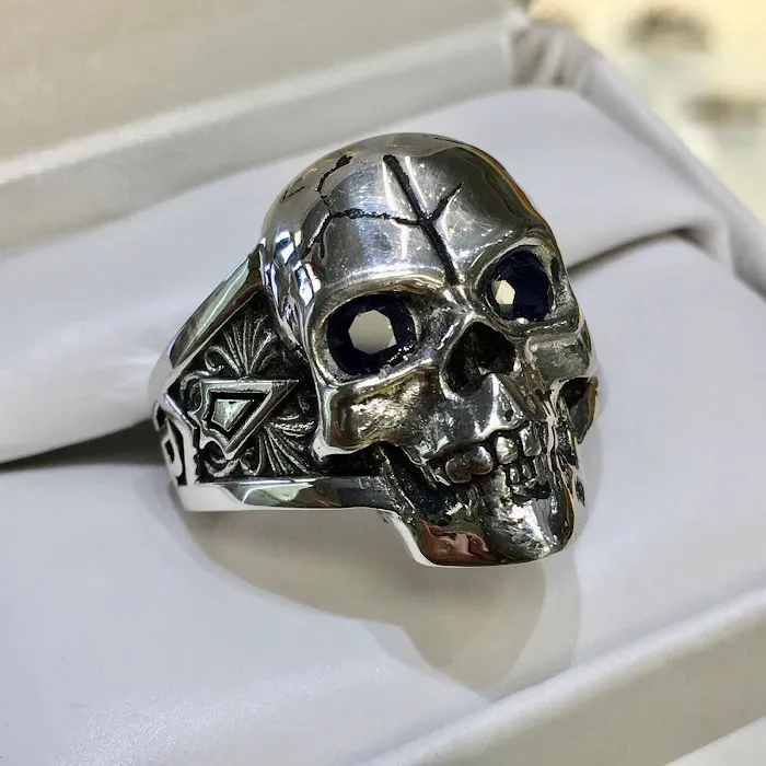 Sabre's Fine Jewelry 4