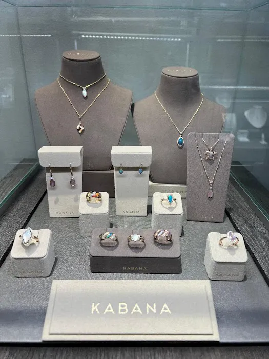 Chiccarines Diamonds & Jewelry 4