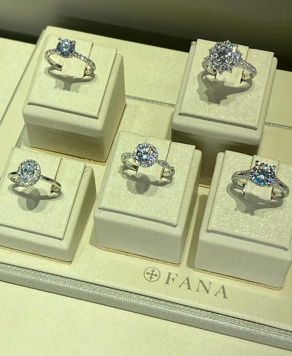 Chiccarines Diamonds & Jewelry 4